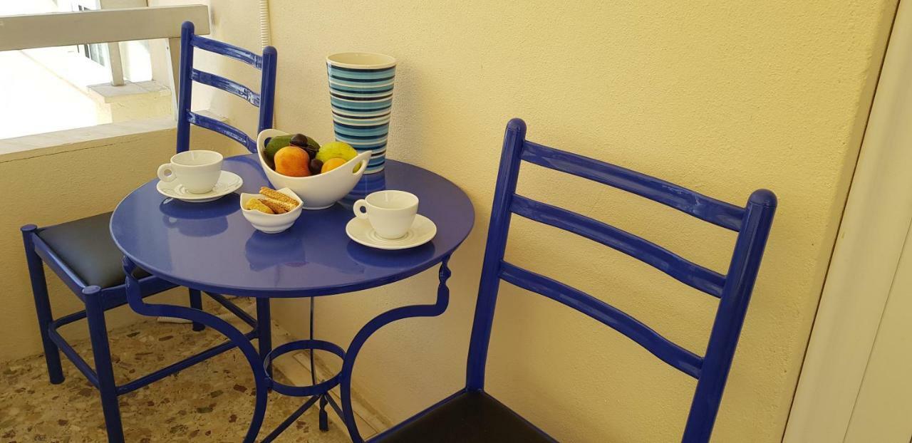 Spacious Apartment In The Historical Center Of Афины Экстерьер фото